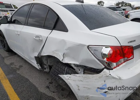 2016 Chevrolet Cruze Limited Ls Auto z USA, uszkodzony, nr VIN 1G1PC5SGXG7137017